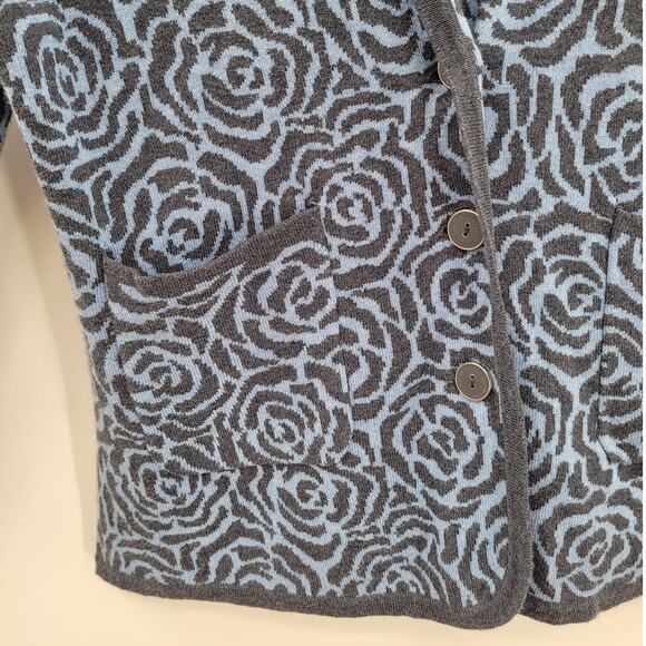 Isaac Mizrahi Live Blue Gray Knit Floral Resort Wear 2 Button Sweater Jacket - Picture 9 of 13